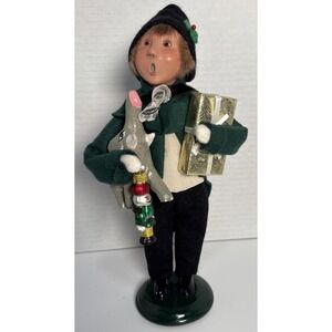 Byers Choice The‎ Carolers Shopper Man Christmas Present Elephant Ornament 2011
